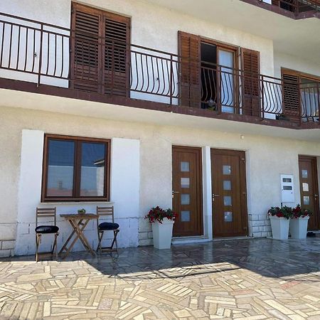 Bella Vista Apartment 2 Изола Екстериор снимка