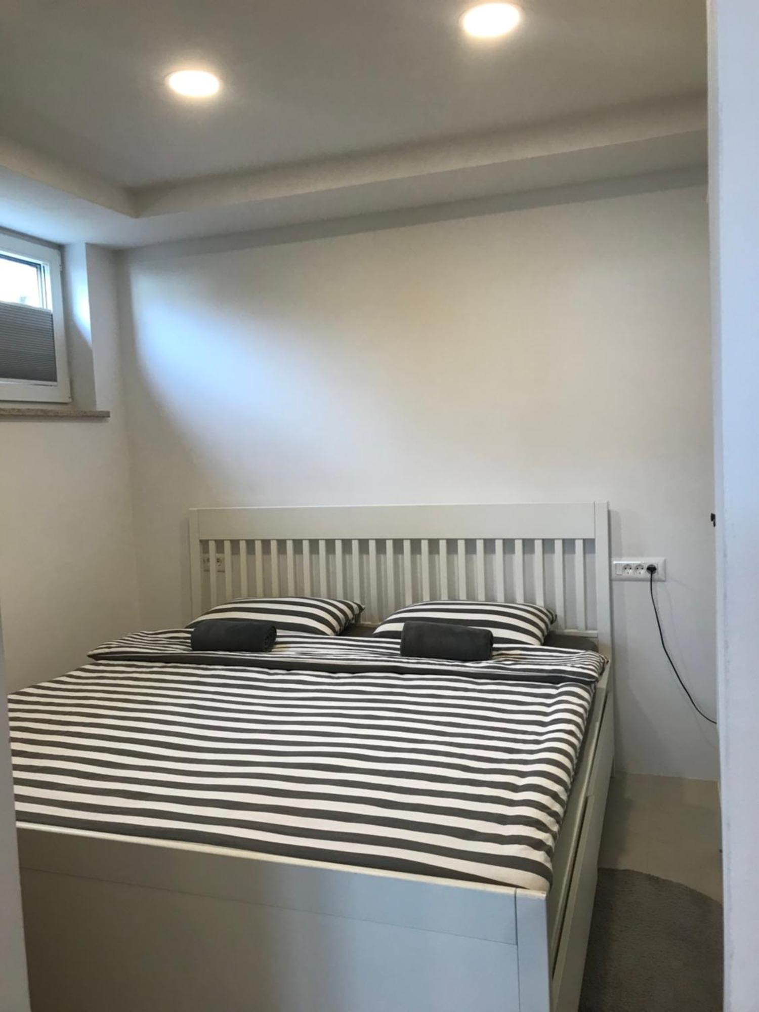 Bella Vista Apartment 2 Изола Екстериор снимка